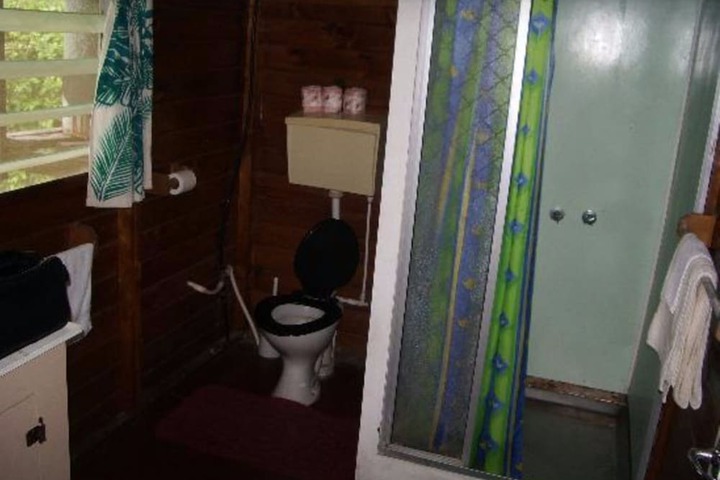 Room 13 of 21