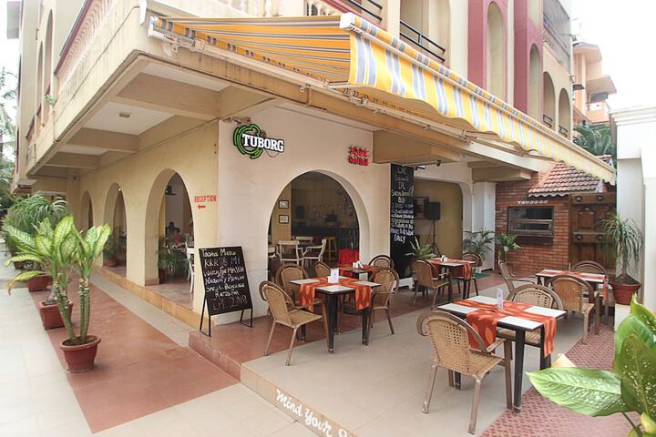 Dining Photos