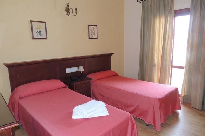 Room 13 of 48