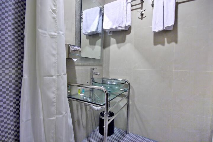Room 25 of 55