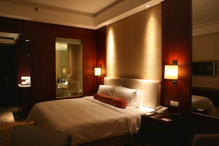 Room 7 of 55