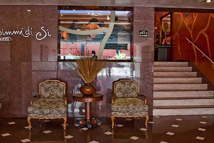 Dining Photos