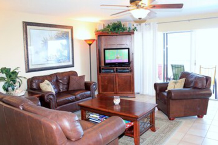 Room 4 of 20