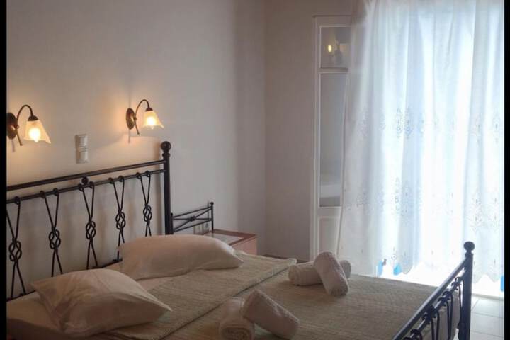 Room 3 of 36