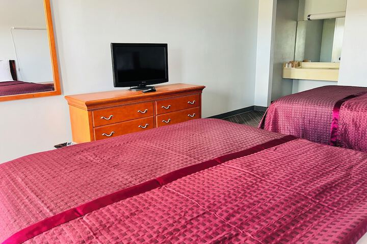 Room 29 of 74