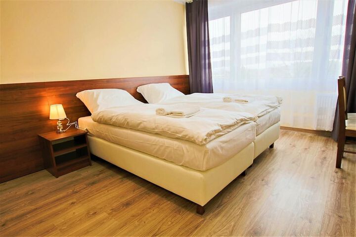 Room 3 of 19