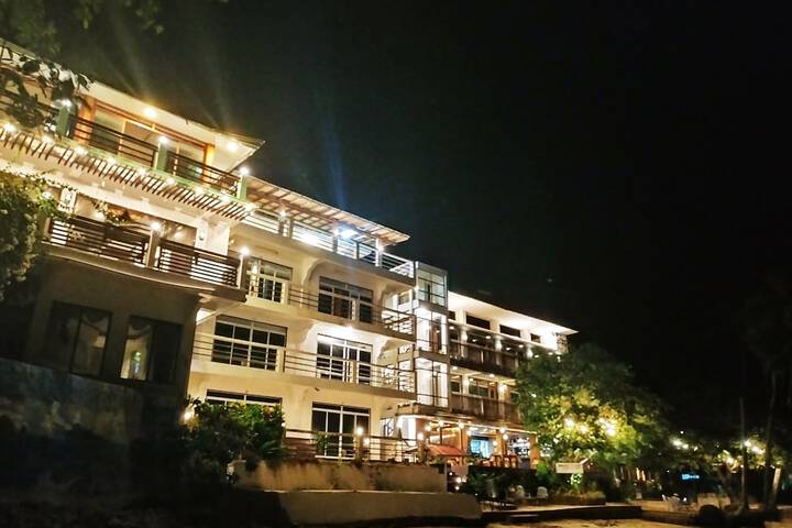 Hotel 78 of 83