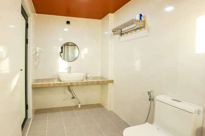 Room 15 of 20