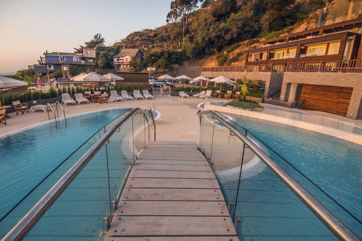 Pool Hotel