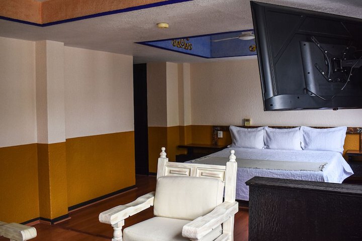 Room 10 of 57
