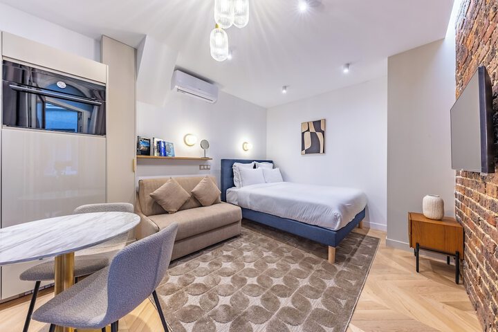 Room 54 of 188