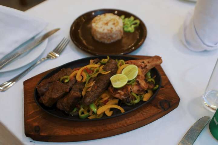 Dining 56 of 76