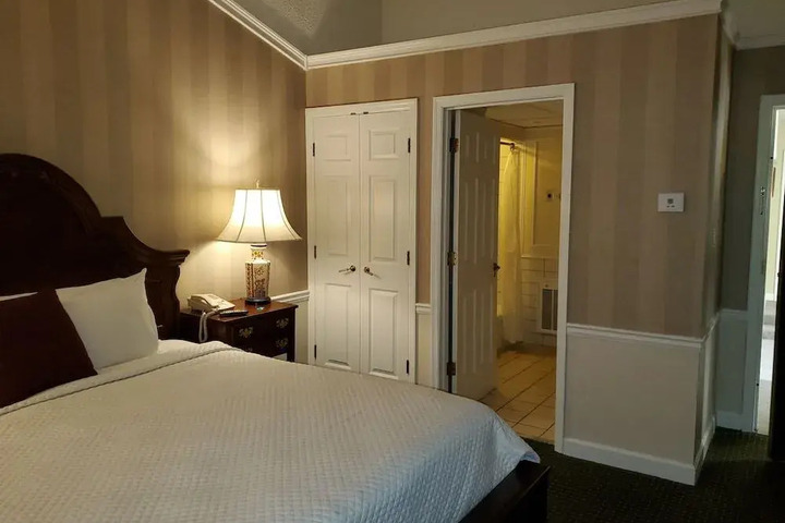 Suite Room