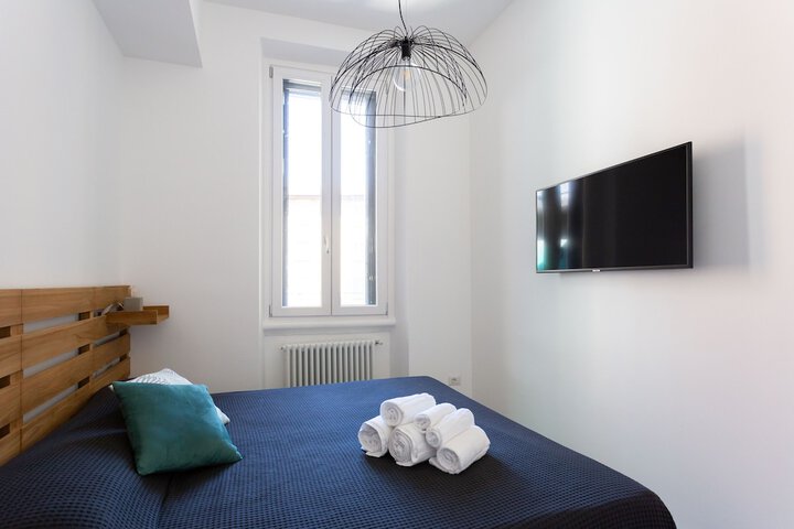Room 3 of 50