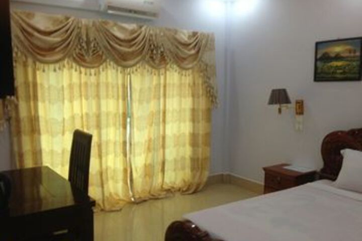 Room 49 of 66