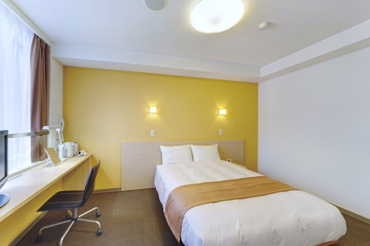Room 5 of 36