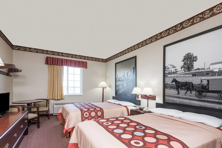 Room 12 of 19