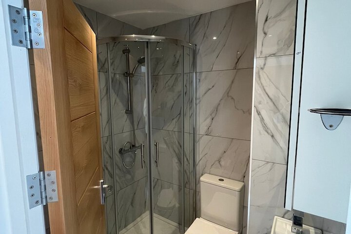Room 15 of 27