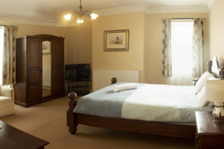 Room 14 of 20