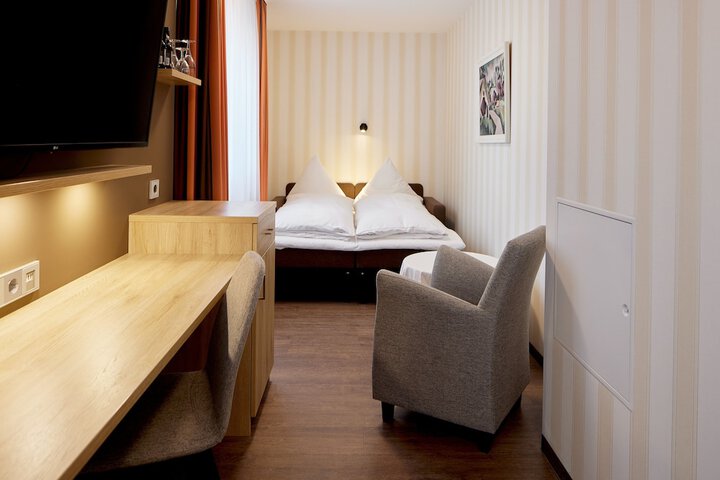 Room 15 of 55
