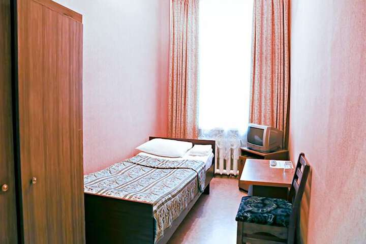 Room 34 of 89
