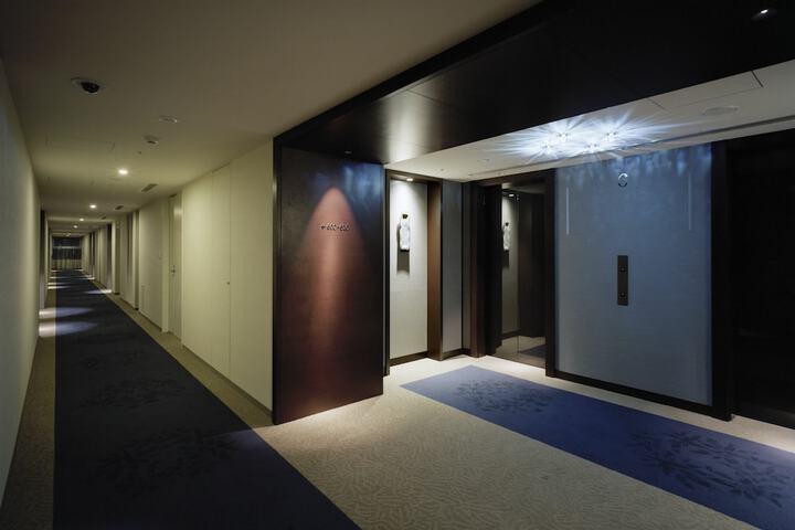 Ballroom/Hall 112 of 130