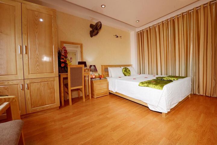 Room 12 of 29