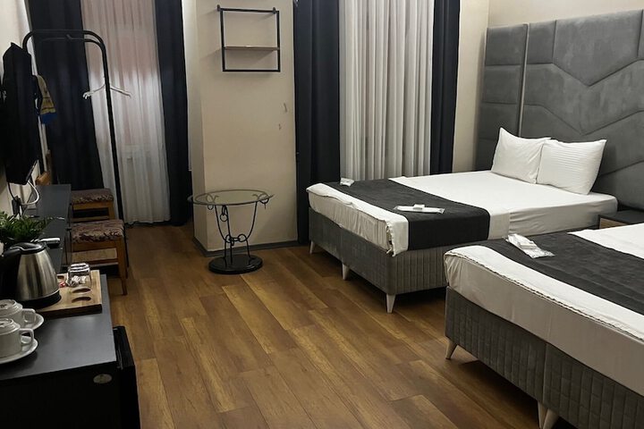 Room 63 of 204
