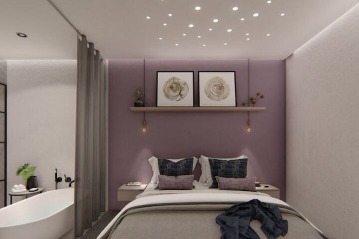 Room 13 of 30