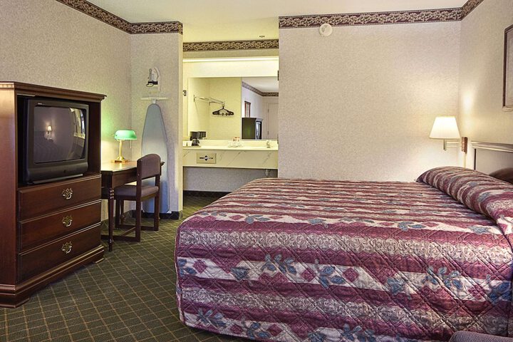 Room 12 of 20