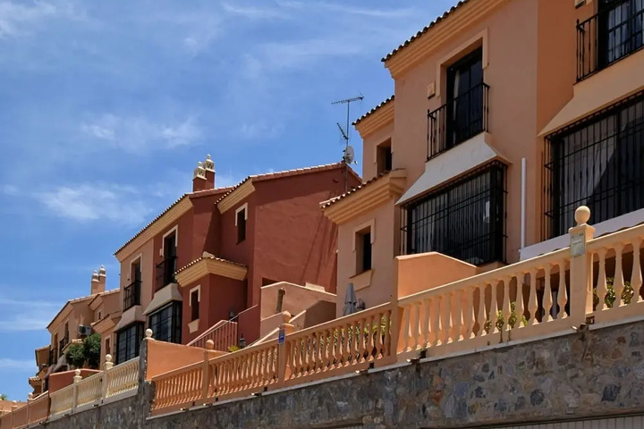 Exterior of Cozy Holiday Home in Alhaurín de la Torre With Private Pool