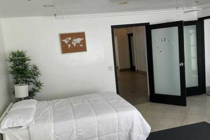 Room 7 of 22