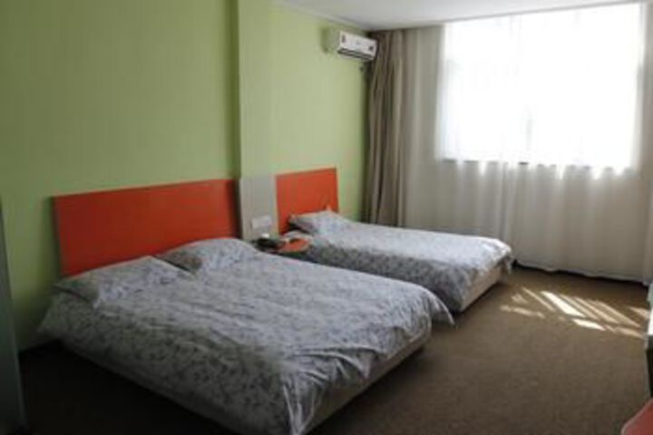 Room 18 of 24