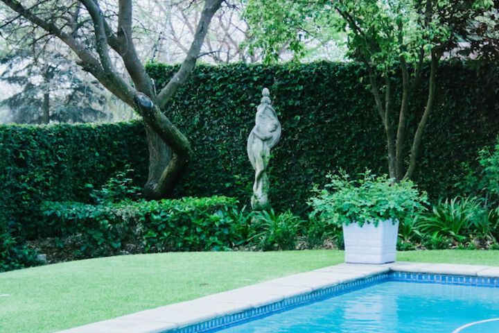 Pool 48 of 61