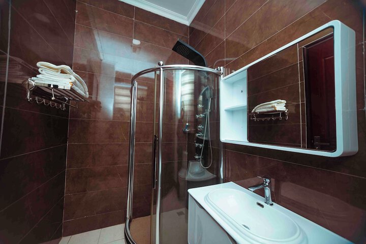 Room 14 of 23