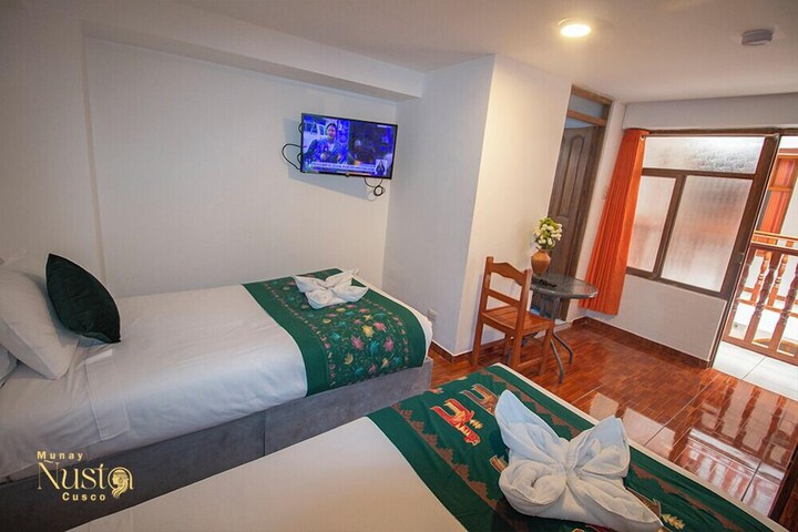 Room 20 of 33