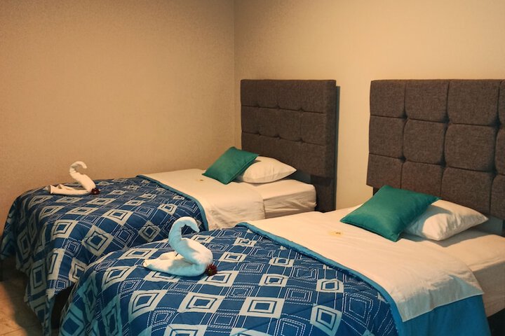 Room 12 of 39