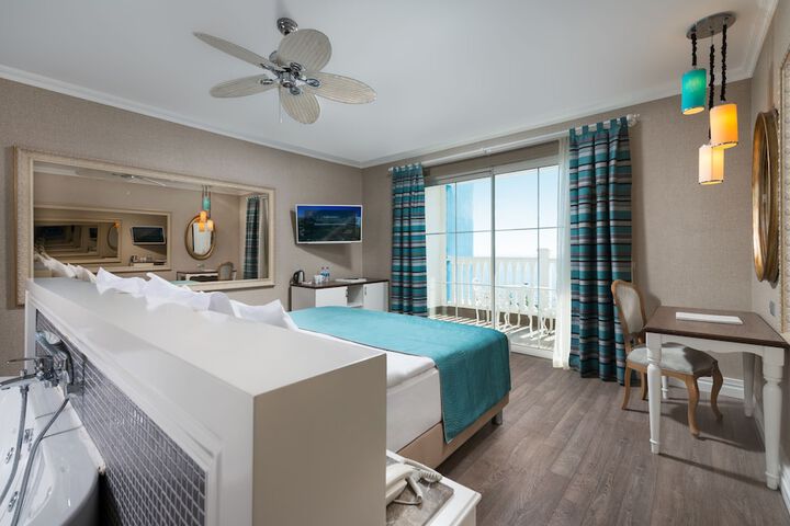 Room 74 of 226