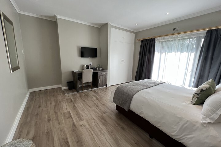 Room 18 of 69