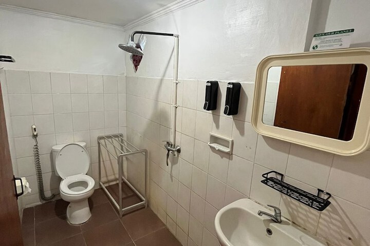 Room 38 of 51
