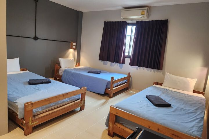 Room 17 of 86