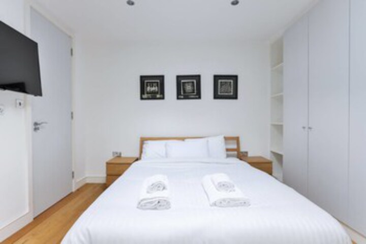 Room 18 of 35