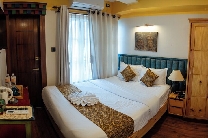 Room 18 of 42