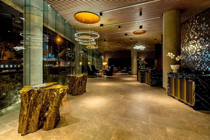 Hotel Interior 5 of 116