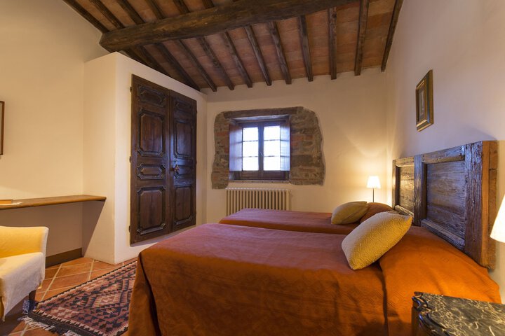 Room 15 of 54