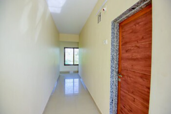 Ballroom/Hall 8 of 23