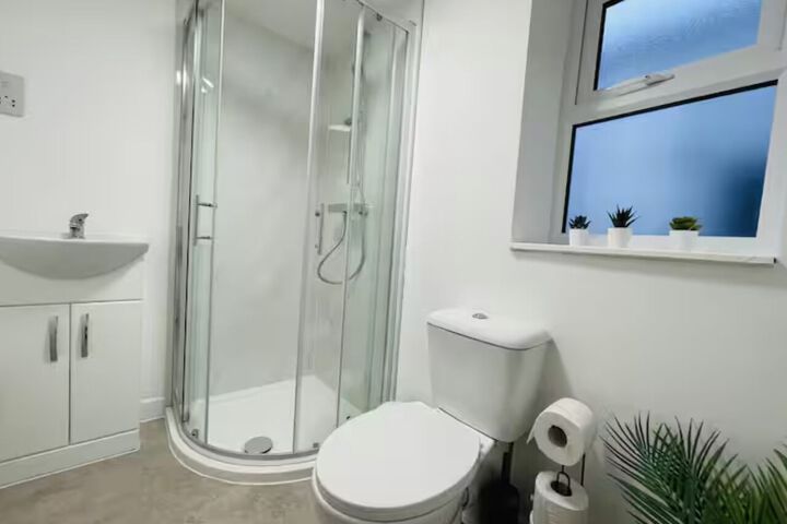 Room 7 of 75