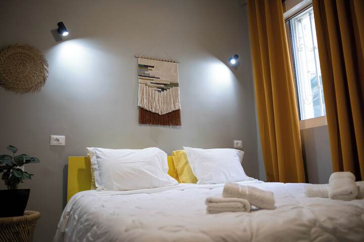 Room 54 of 90