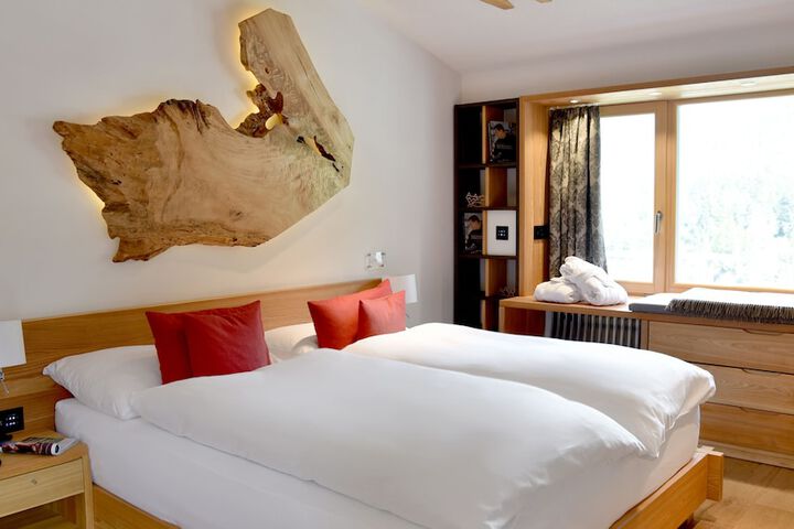 Room 28 of 113