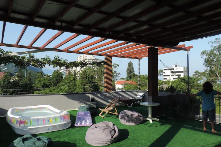 Sundeck 64 of 78
